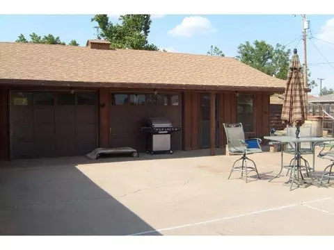 2045 Willard Dr, Altus, OK 73521 photo 5