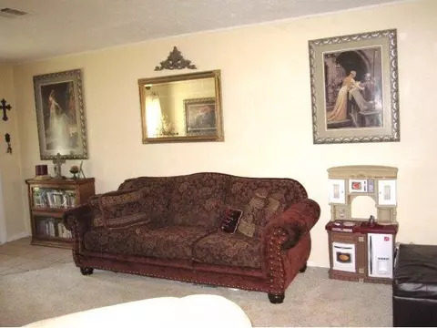 1411 Scott, Altus, OK 73521 photo 2