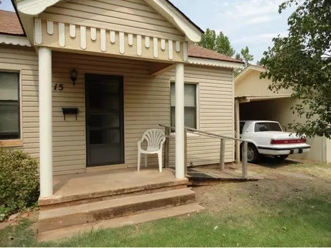 826 E Cypress, Altus, OK 73521 photo 8