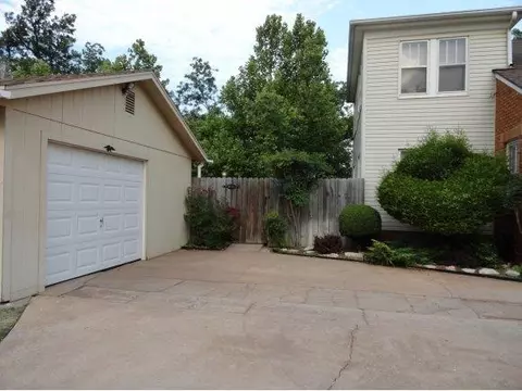 826 E Cypress, Altus, OK 73521 photo 14
