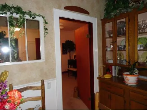 826 E Cypress, Altus, OK 73521 photo 2