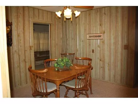2037 Willard, Altus, OK 73521 photo 10