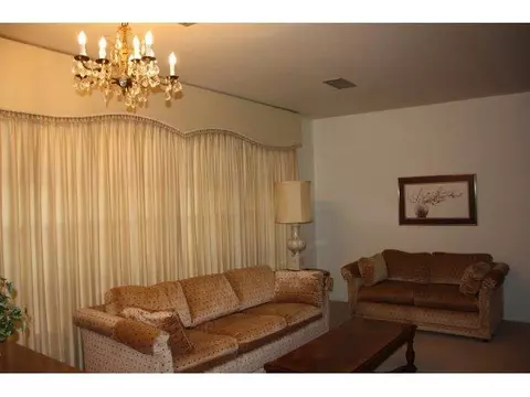 2037 Willard, Altus, OK 73521 photo 4