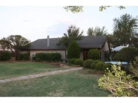 317 Quail Run N, Altus, OK 73521 photo 17