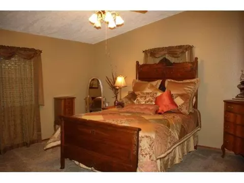 317 Quail Run N, Altus, OK 73521 photo 10