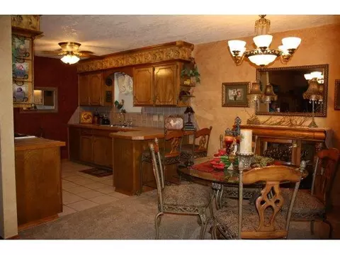 317 Quail Run N, Altus, OK 73521 photo 3