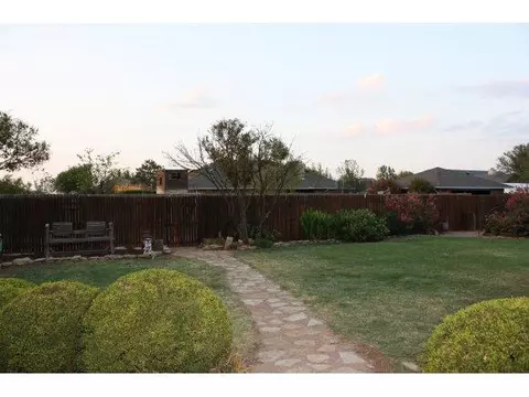 317 Quail Run N, Altus, OK 73521 photo 16