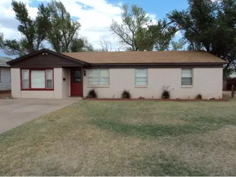 1108 N Thomas, Altus, OK 73521 photo 1
