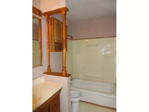 1041 E Pecan, Altus, OK 73521 photo 10