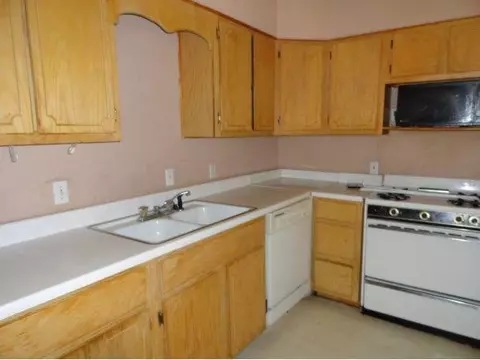 1041 E Pecan, Altus, OK 73521 photo 6