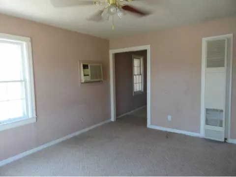 1041 E Pecan, Altus, OK 73521 photo 7