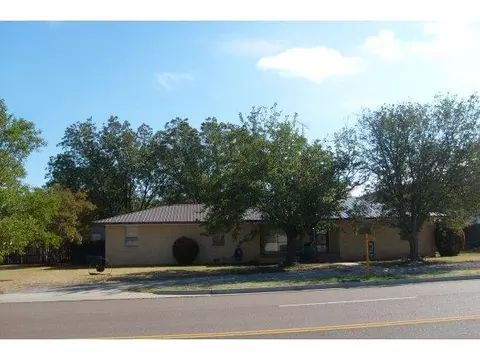 1416 E, Snyder, OK 73566 photo 1
