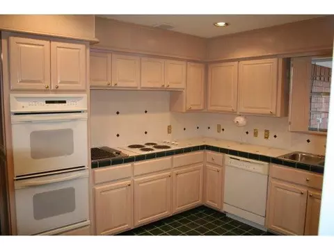 812 Rosehaven, Altus, OK 73521 photo 7