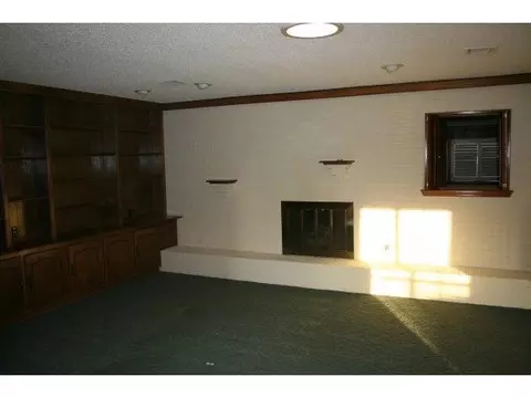 812 Rosehaven, Altus, OK 73521 photo 2