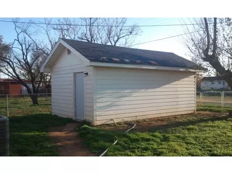 1404 Scott, Altus, OK 73521 photo 15