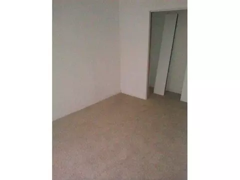 1049 E Pecan, Altus, OK 73521 photo 4