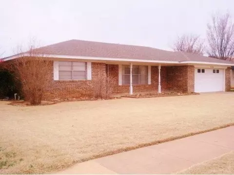 508 Sequoyah, Altus, OK 73521 photo 2