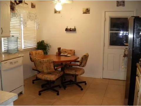 615 Vine, Altus, OK 73521 photo 6