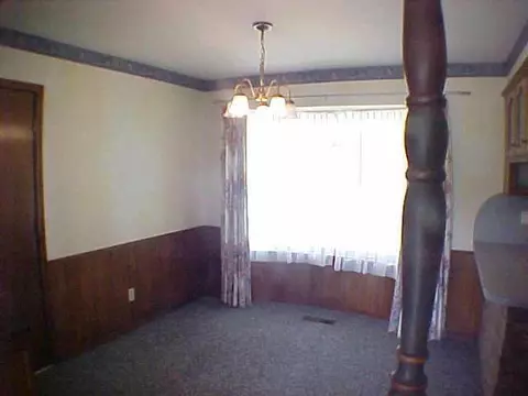 706 S Mustang Rd, Tuttle, OK 73089 photo 4