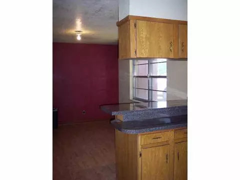 600 S S Pne, Crescent, OK 73044 photo 4