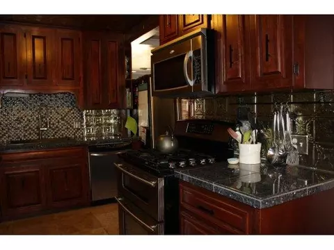 936 Elm, Altus, OK 73521 photo 4