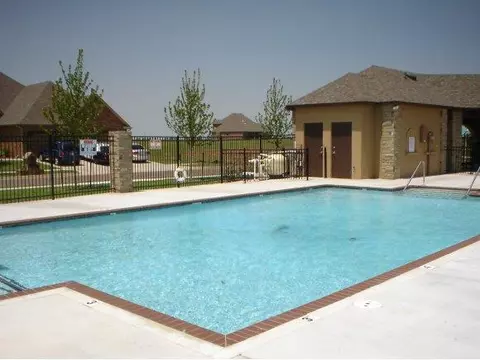 Undisclosed, Edmond, OK 73012 photo 17