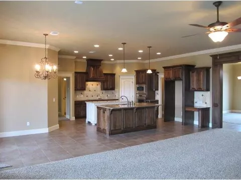 Undisclosed, Edmond, OK 73012 photo 8