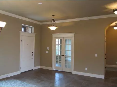 Undisclosed, Edmond, OK 73012 photo 6
