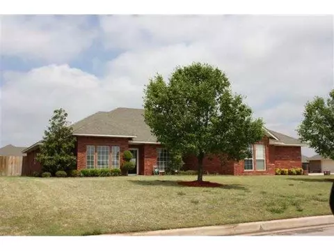 3301 Peacock, Altus, OK 73521 photo 1