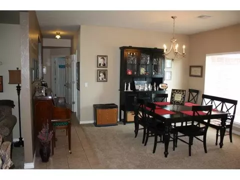 3301 Peacock, Altus, OK 73521 photo 4