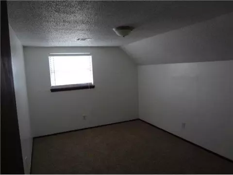 Undisclosed, Moore, OK 73160 photo 15