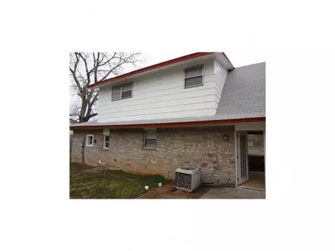 Undisclosed, Moore, OK 73160 photo 20