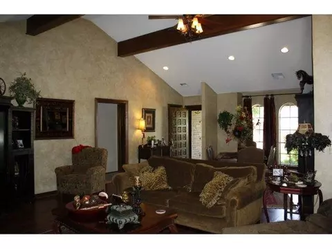 2600 Apache, Altus, OK 73521 photo 13