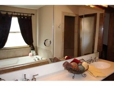 2600 Apache, Altus, OK 73521 photo 16