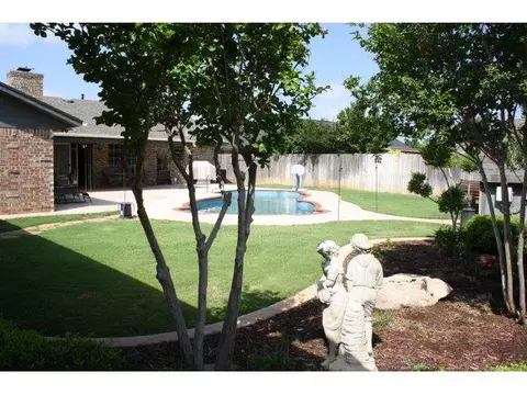 2600 Apache, Altus, OK 73521 photo 18