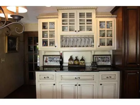 2600 Apache, Altus, OK 73521 photo 3