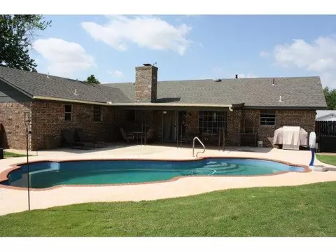 2600 Apache, Altus, OK 73521 photo 17