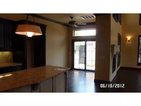332 St Clair, Norman, OK 73072 photo 6