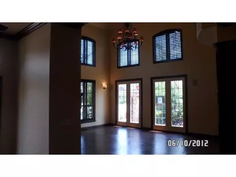 332 St Clair, Norman, OK 73072 photo 8