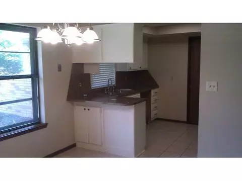 222 Crest Ct, Norman, OK 73071 photo 7