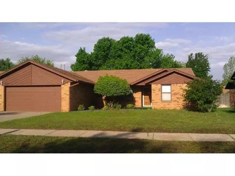 222 Crest Ct, Norman, OK 73071 photo 1