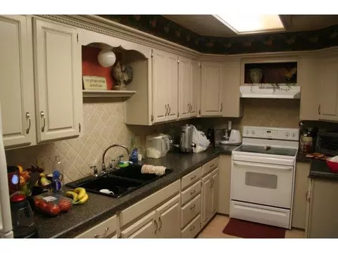 1012 Cherry, Altus, OK 73521 photo 5