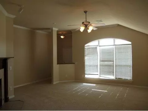 4504 Eagle Owl Dr, Norman, OK 73072 photo 3