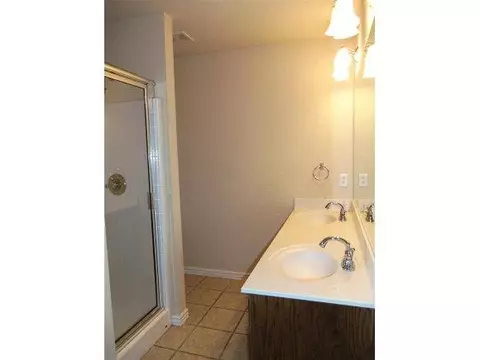 4504 Eagle Owl Dr, Norman, OK 73072 photo 11