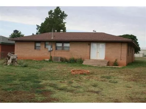 1208 N Thomas, Altus, OK 73521 photo 11