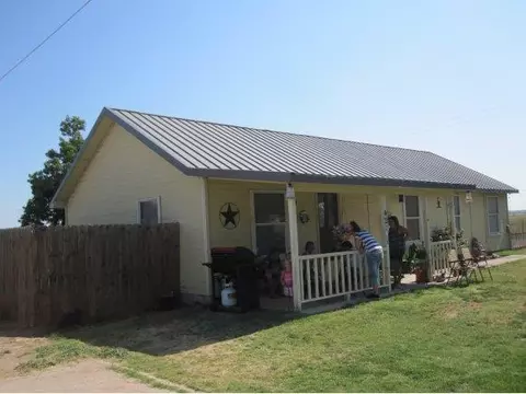 421 1 Warren Rd, Blair, OK 73526 photo 1