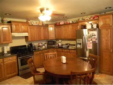 607 N 11th, Thomas, OK 73669 photo 2