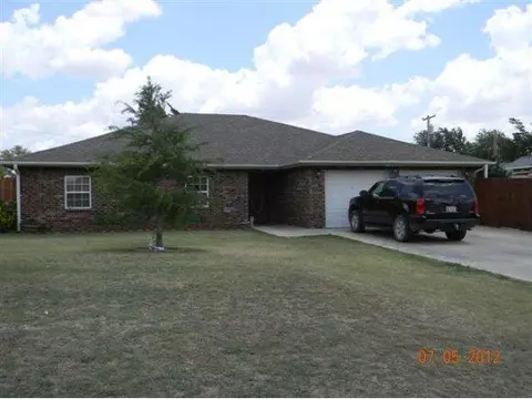 607 N 11th, Thomas, OK 73669 photo 1