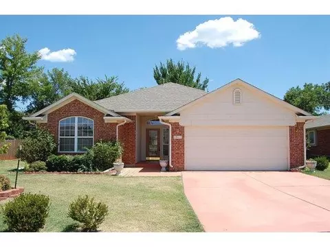 2512 Arbor Dr, Norman, OK 73071 photo 2