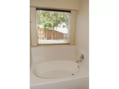 2512 Arbor Dr, Norman, OK 73071 photo 17